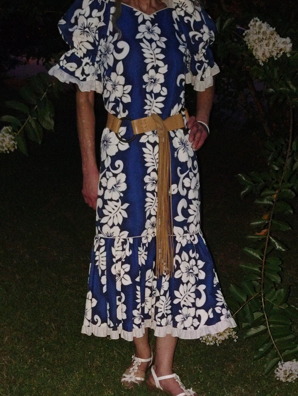 Vintage Hawaiiana Blue & White Floral Midi Dress with Puff Sleeves